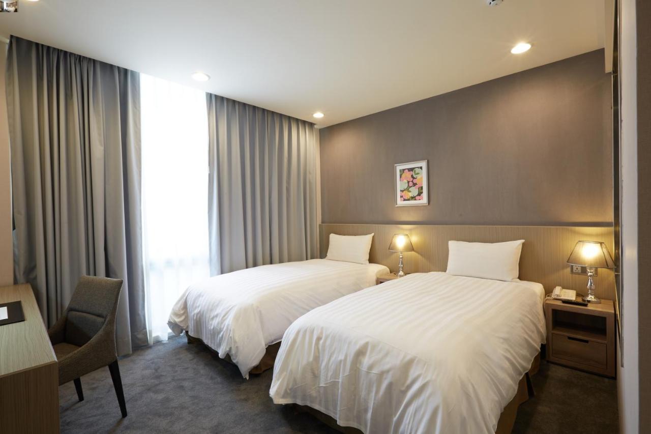 Hunt Champion Hotel Taichung Luaran gambar